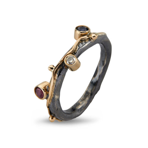 By Birdie Zeus Precious Stones ring med blå safir, rød rubin og brillant