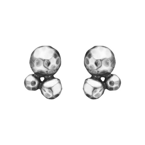 Rose Buds Silver Cluster Hammered ørestikker fra By Birdie